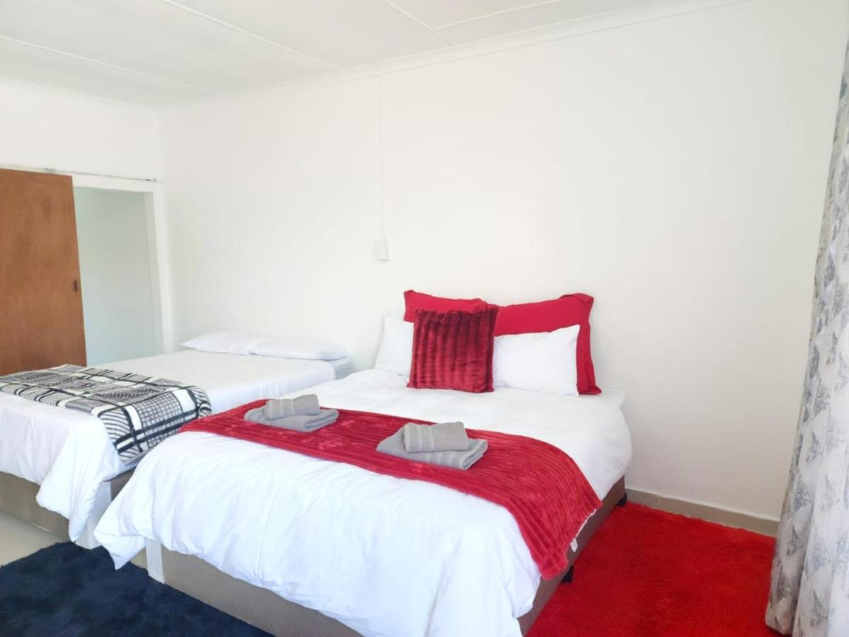 Casa Linda Guest House Newcastle Exterior foto